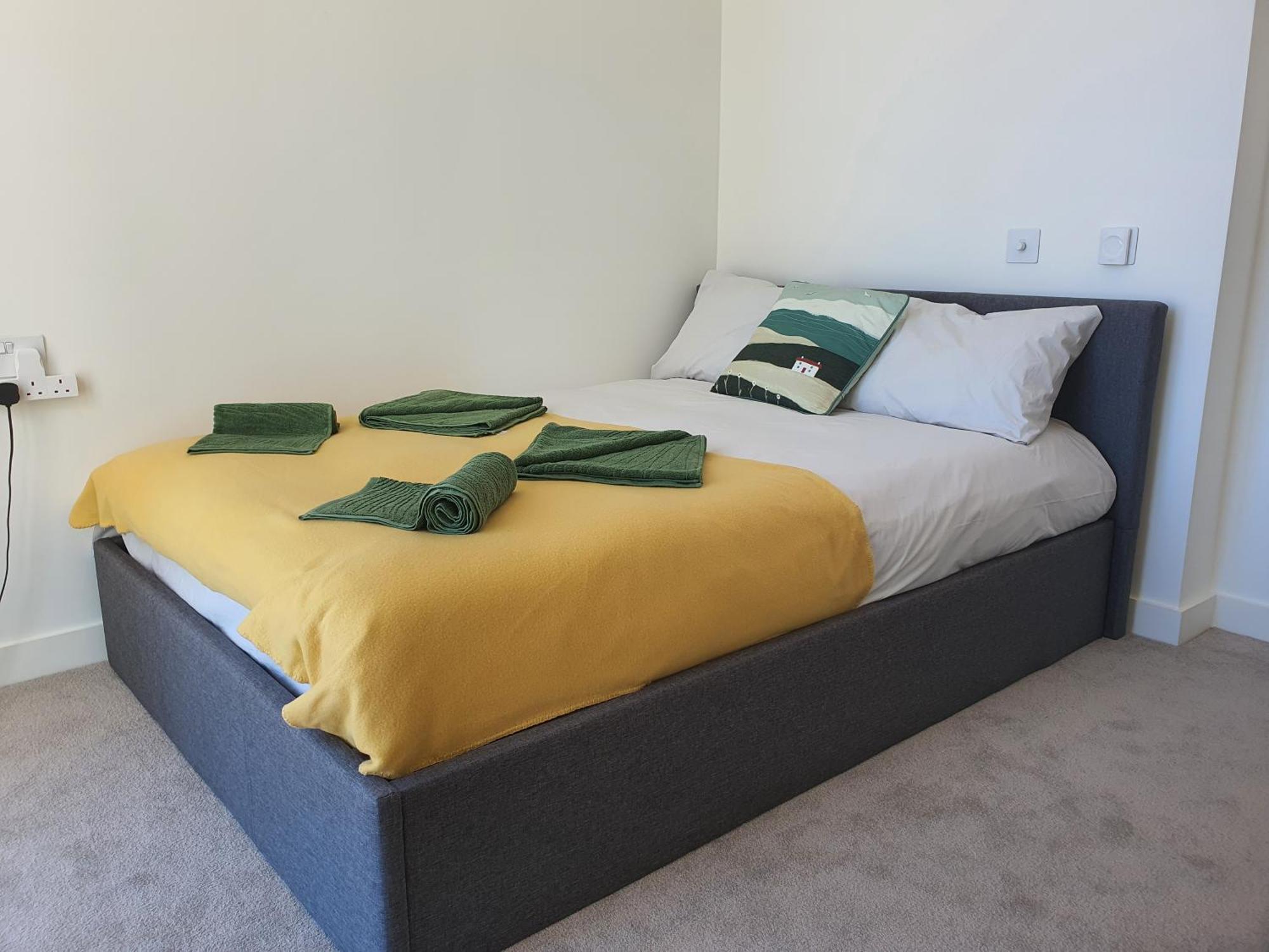 Cozy Room With Private Bathroom In Luxurious Flat Londýn Exteriér fotografie